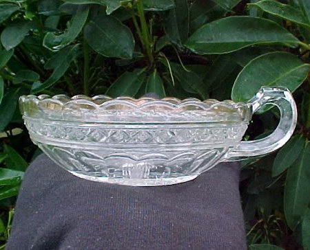 Star Band Handled Nappy - Indiana Glass 1917