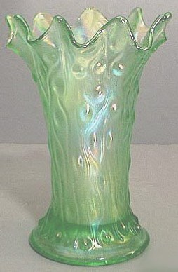Unusually Stubby ice green TREE TRUNK Standard vase @ 7 in.