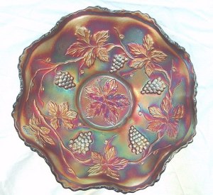 The same 9 inch Vintage bowl as it appears to the naked eye.