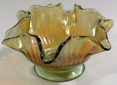 SMALL RIB footed bowl in ice green - 6 in. wide x 3 in. high