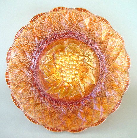 HEAVY GRAPE 11 in. Chop Plate in marigold with stretch effect.