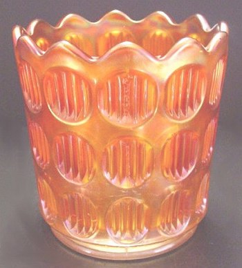 DIAMOND & RIB Jardiniere.5.25 in. base, 6.75 in. tall, 6 in. opening. Courtesy Dick & Sherry Betker.