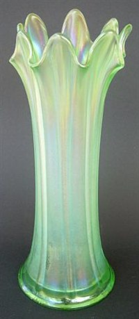 Ice Green mid-size THIN RIB vase