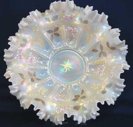 AURORA PEARLS 11 in. Bowl-sold for $500 at the San Diego-Sou. Ca. Conv. Auction-2005-Seeck