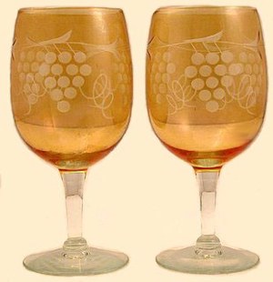 ENGRAVED GRAPE Wines - 5.75 in. tall x 2.5 in. across.