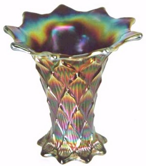 LINED LATTICE Squat Vase in Amethyst.j