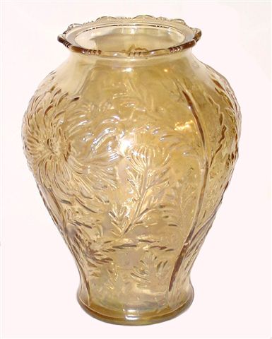 La Belle Mum Vase -18 in. girth, 7. 75 in. tall, 3.25 in. base, 3 & five-eighths in. opening..