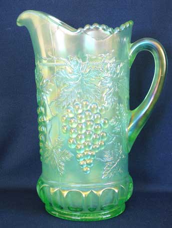 GRAPE & CABLE Tankard in Ice Green.