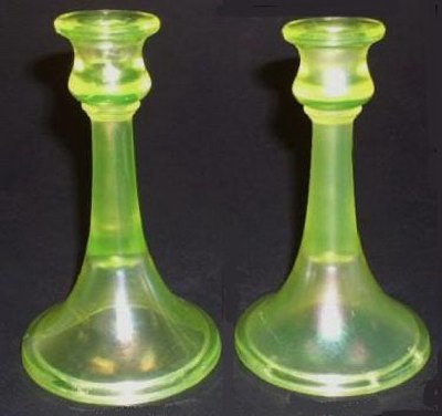 Northwood _719 (TRUMPET) in Topaze (Vaseline)-4 in. base diam. x 6.75 in. tall-1920s