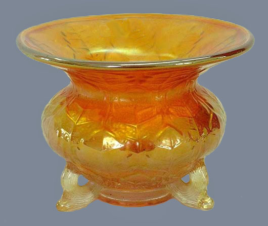 Fenton LEAF TIERS Spittoon. Courtesy Seeck Auctions. $4,500. - 2010.