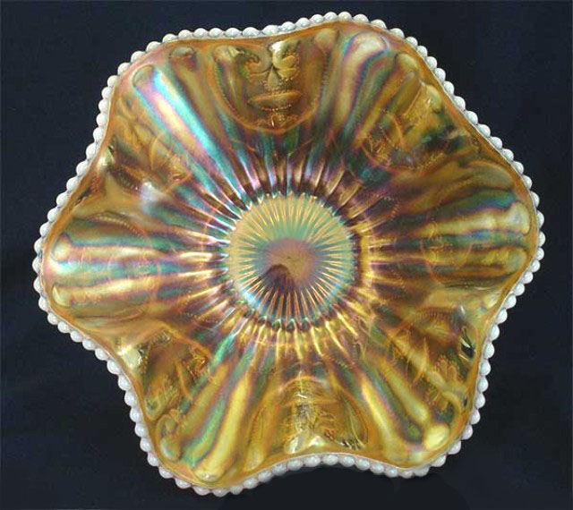 !0 in. SMOOTH RAYS P.O. Jeweled Heart Ext.-Courtesy Seeck Auctions.