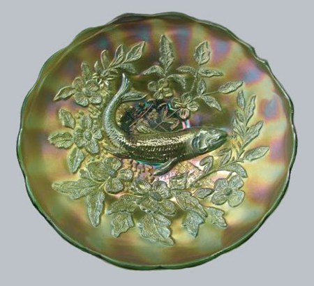 9 in. Green TROUT and FLY IC shaped bowl.-$8100.-Wroda Auction-10-10