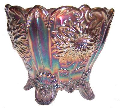 DAHLIA Spooner in Amethyst-4 in. tall x 4.5 in. wide at opening