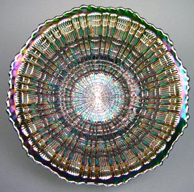 PLAID - These are usually ruffled. IC shaped Blue bowls are scarce