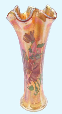 8 in. BUTTERFLY & BERRY Vase.Mgld