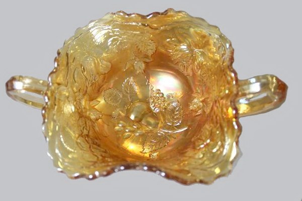 ROSES & FRUIT Bonbon interior.-Marigold