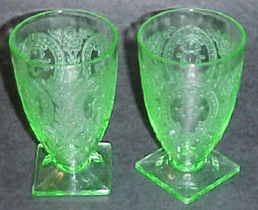 Horseshoe Tumblers in Green - 1930 to 1933