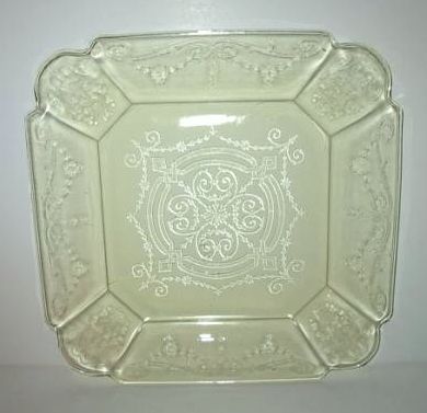 Lorain Luncheon or Dinner Plate - Yellow - 1929 to 1932