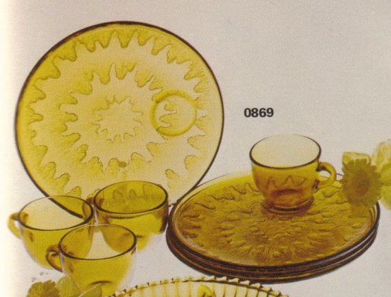 Sunburst Snack Set - 1978 Indiana Glass Catalog
