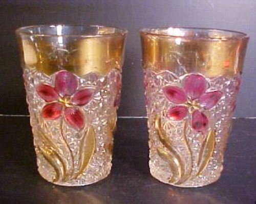 Daisy & Button with Narcissus Decorated Tumblers