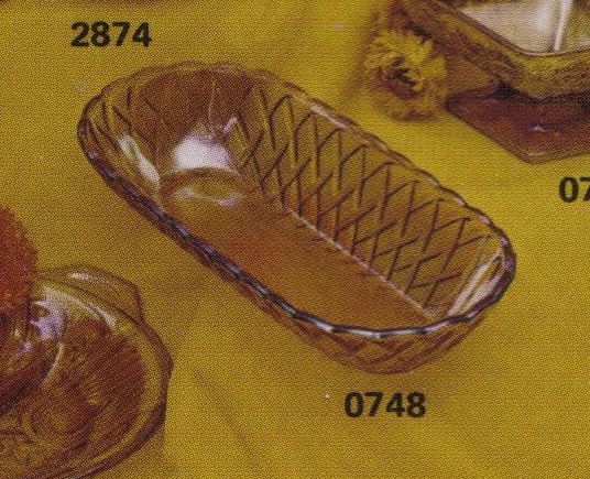 Pretzel in Goldtone Iridescent Glass - 1978 Indiana Glass Catalog