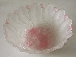 WILD ROSE bowl frosted White and Pink