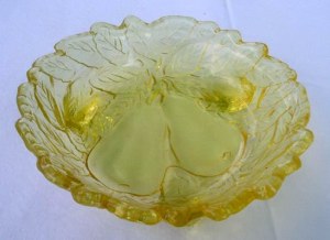 Three Toed Bowl in Yellow Mist